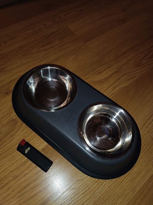 Підвійна миска Agility металева чорна, 2*350 мл, 13 см

Залишити відгу