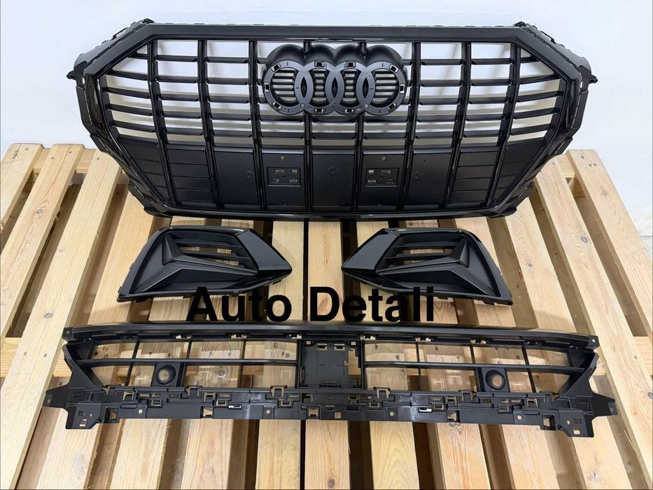 Audi Q3 83a Решітка радіатора Гриль решітка бампера Ауді Ку 3