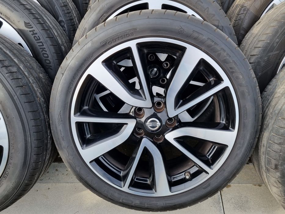 Piekny komplet kół do Nissan Qashqai 19"
