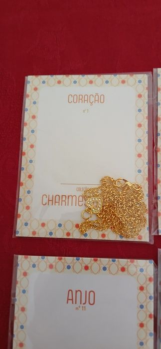 Medalhas Charmes de Luz, embaladas