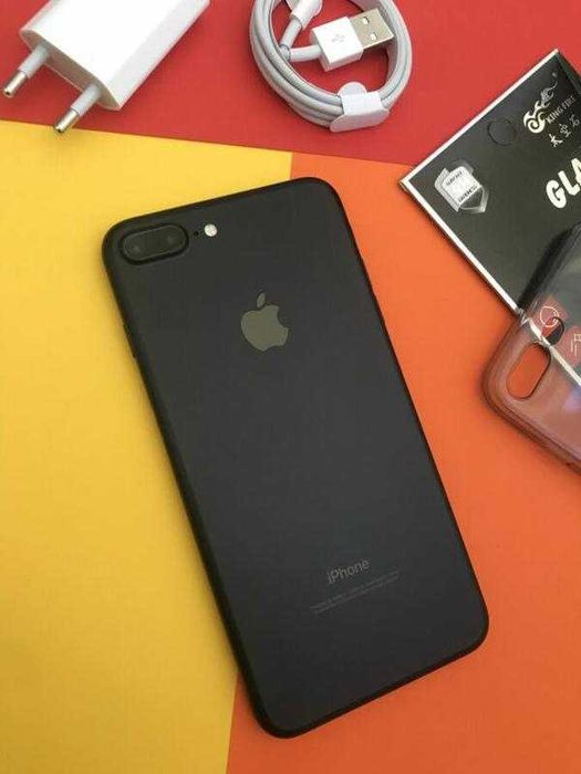 Продам iPhone 7 Plus Black 128 Gb / Айфон 7 Плюс 128 Гб