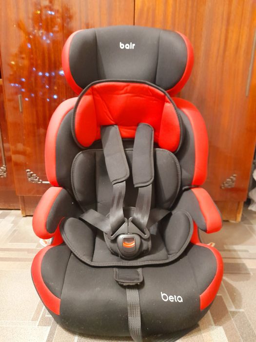 Дитяче автокрісло. Детское автокресло