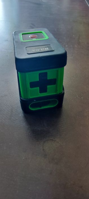 Laser cross lines64409379232898121