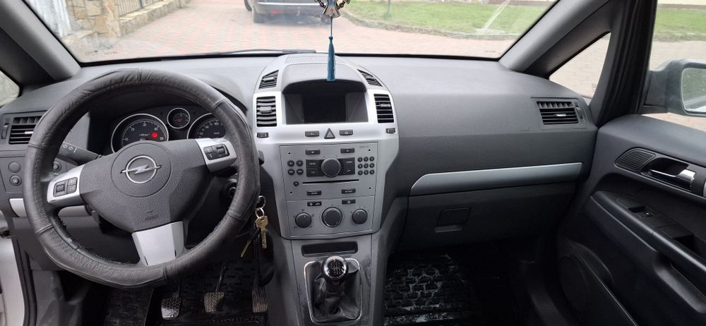 Продам авто opel zafira B 2009р