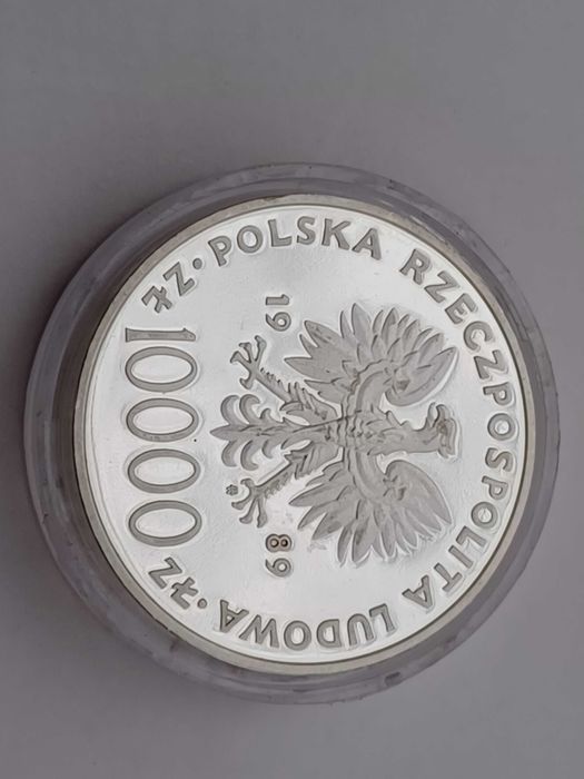 Srebrna moneta kolekcjonerska PRL 10 000 zł Jan Paweł II 1989 r.