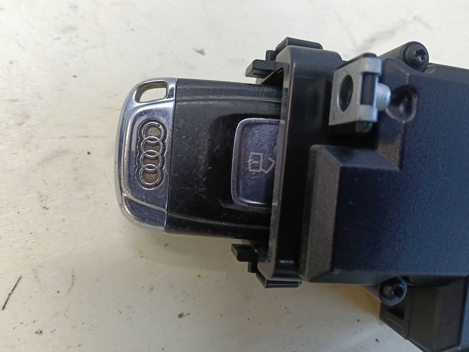 Stacyjka +Kluczyk Audi A4 b8 A5 8t 2 Kluczyki KPL WYSYŁKA 8K0,909,131C