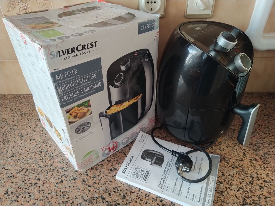 Airfryer fritadeira grelhador  torradeira tostadeira casa quarto apartamento vivenda escritório gabinete cozinha.