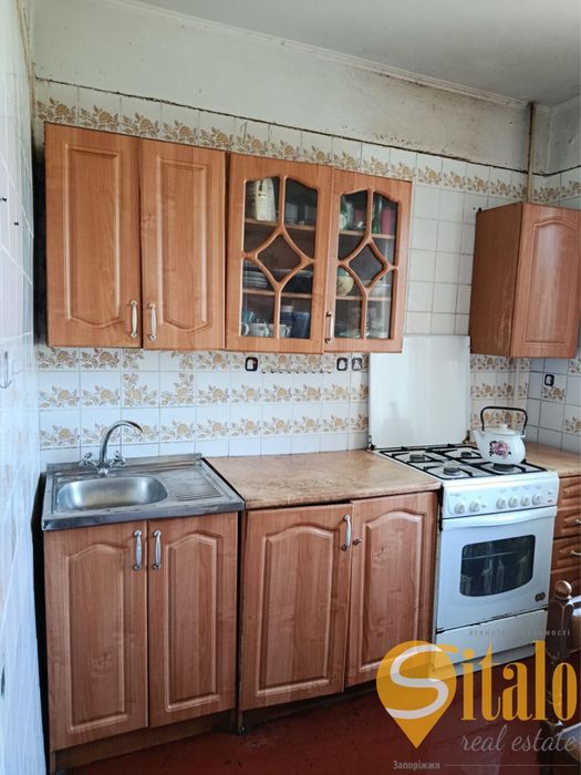 Продаж 4- кімнатної квартири в Осипенківському мікрорайоні!