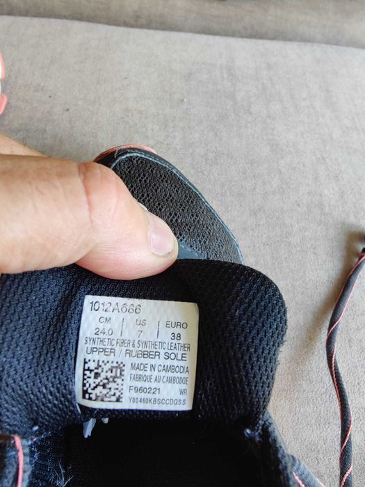 Sapatilhas Asics tam. 38 em muito bom estado