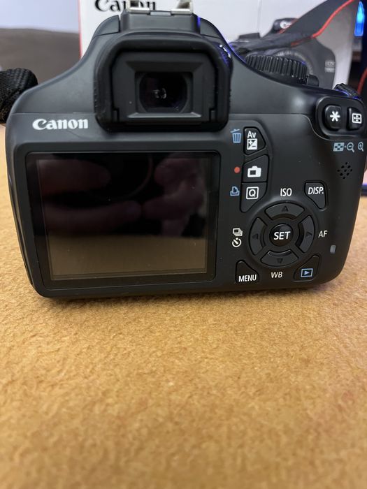 Maquina fotografica Canon EOS 1100D