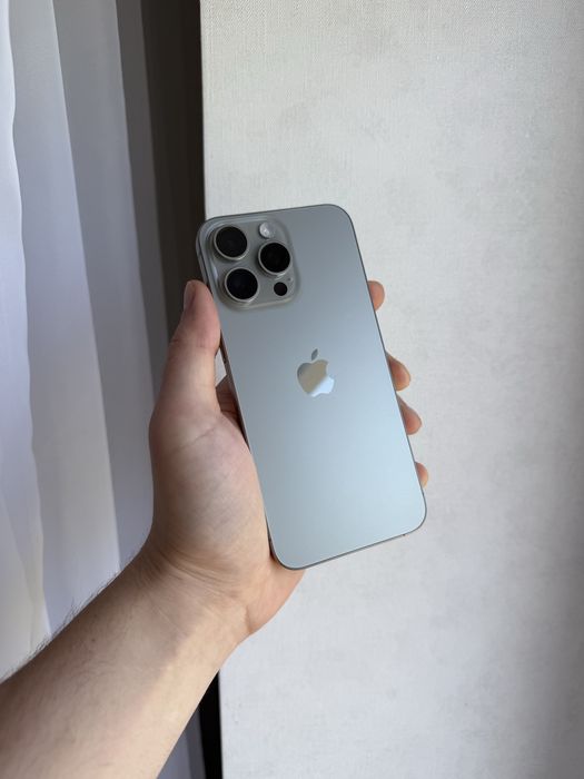iPhone 15 Pro Max 256GB Natural у відмінному стані, Lock Rsim заблокований під оператора
