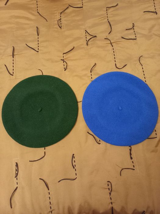 Берети жіночі шерстяні FEZKO Польща