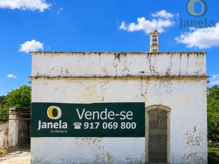 Moradia para restaurar, ou para fazer nova casa
