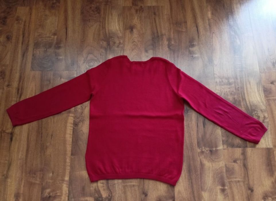 Sweterek świąteczny 122/128 H&M.