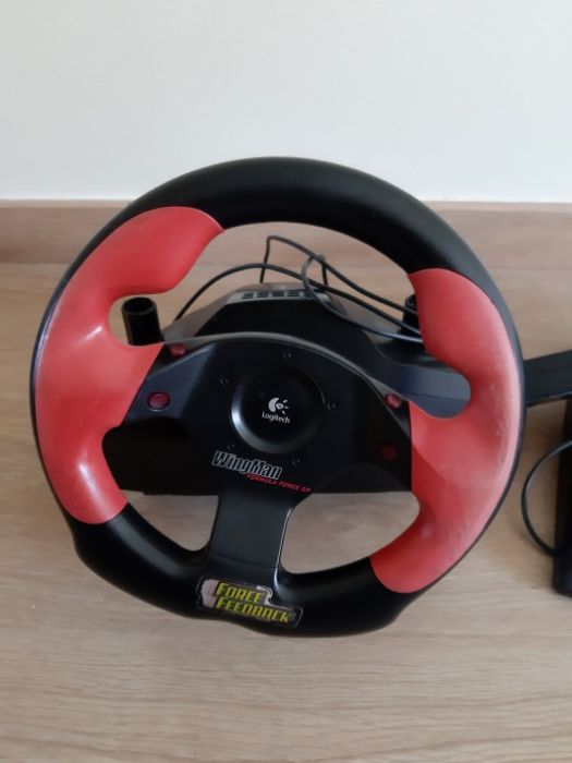 Volante Logitech wingman formula force GP com pedais