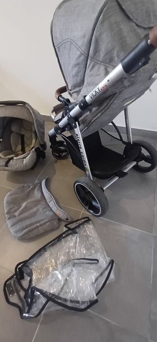 Pram set Pierre Cardin