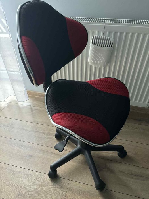 Fotel obrotowy do biurka