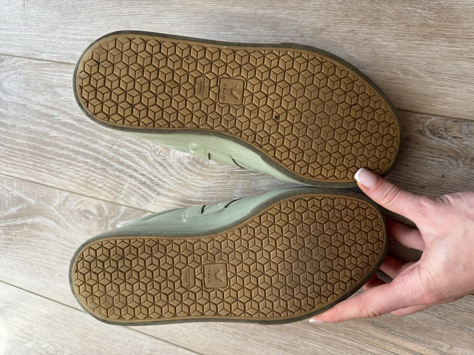 Кеди VEJA кросівки шкіра