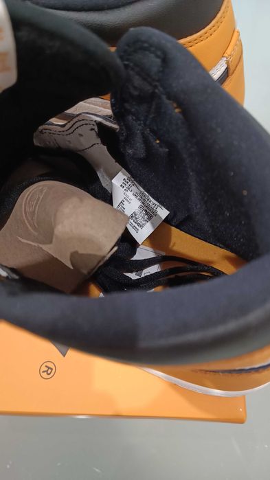 Air Jordan 1 retro high OG yellow ,,, Air Jordan 1 low craft