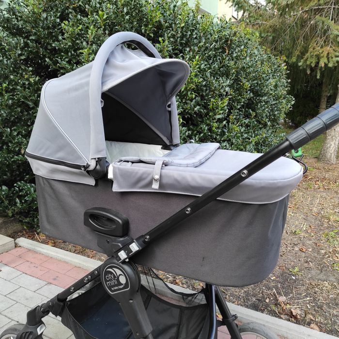 Gondola  Deluxe Pram Baby Jogger i Spacerówka