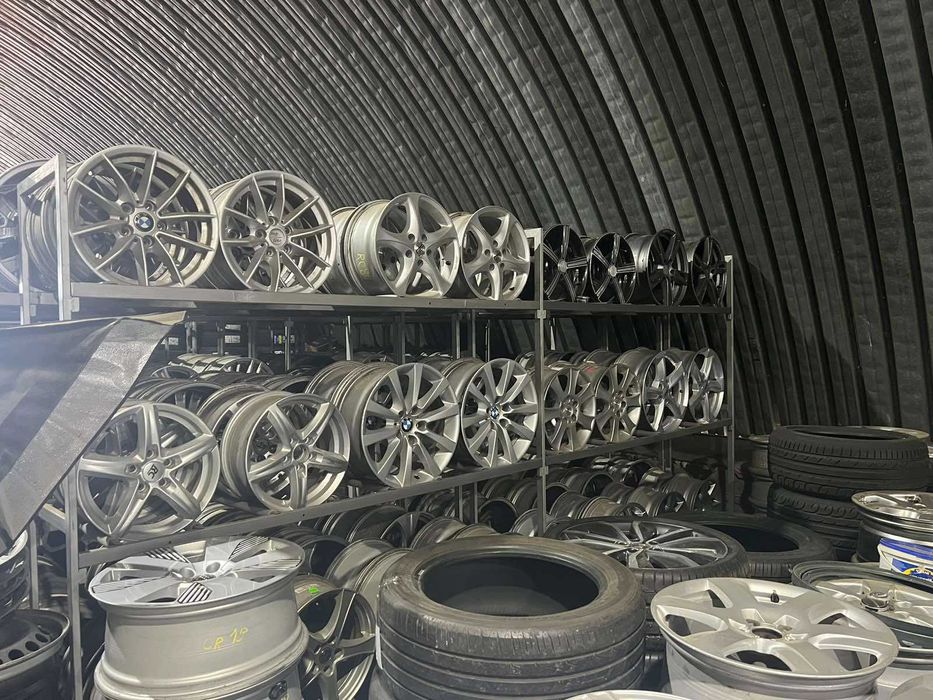 Вживані диски комплектом r16