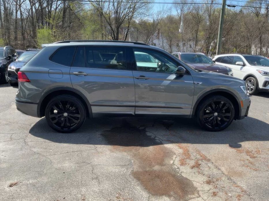 Volkswagen Tiguan      2019