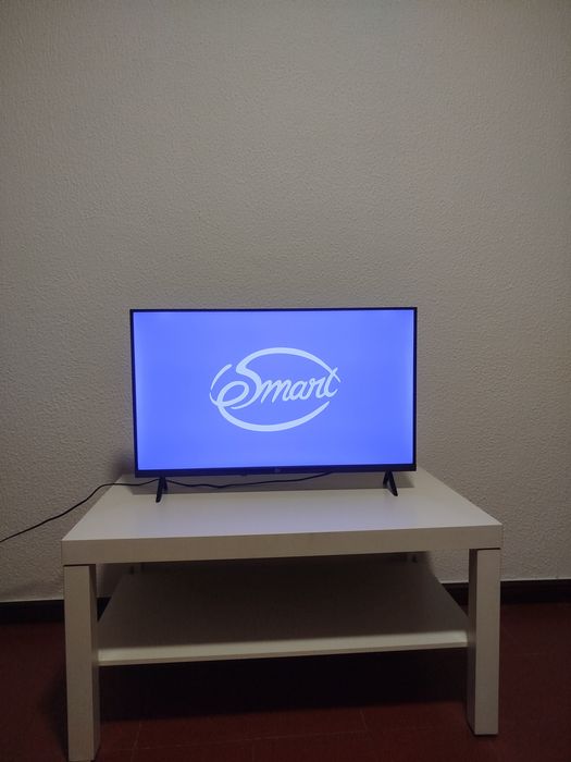 Televisão Smart 24"