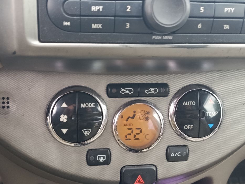 Продам Nissan note 1.6 газ бензин автомат