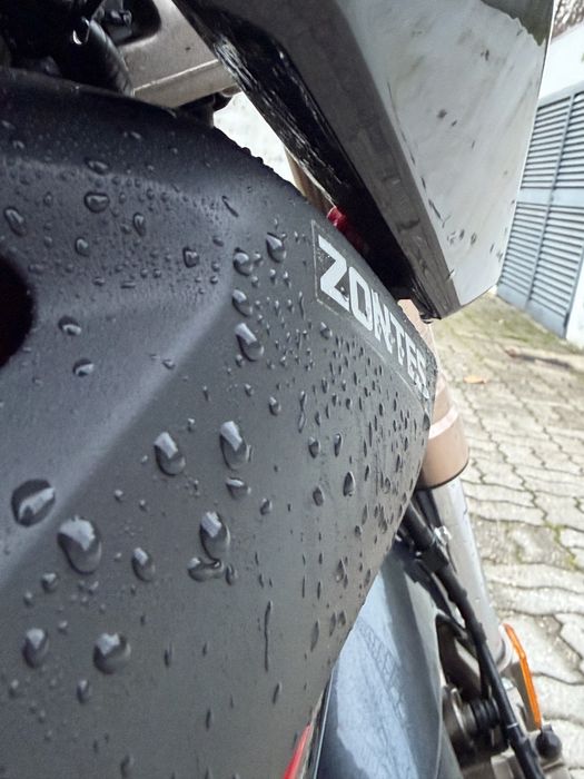 Zontes U 125 + capacete