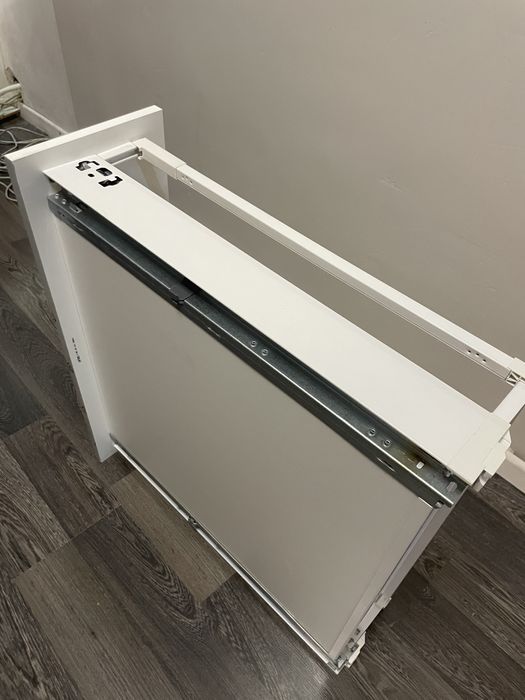 Uwaga!!!Biurko z szufladą blum