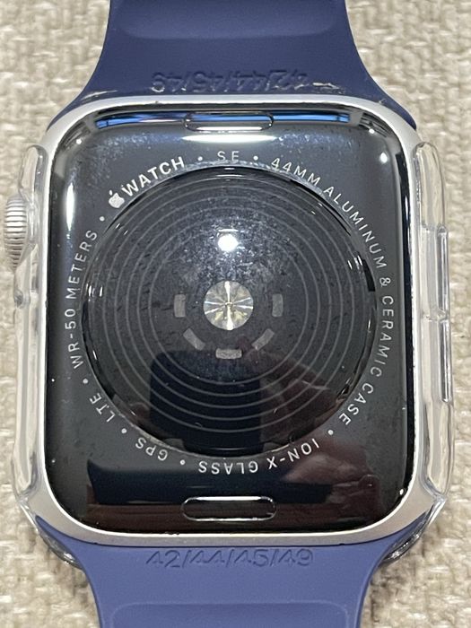 Apple watch SE GPS+Cellular