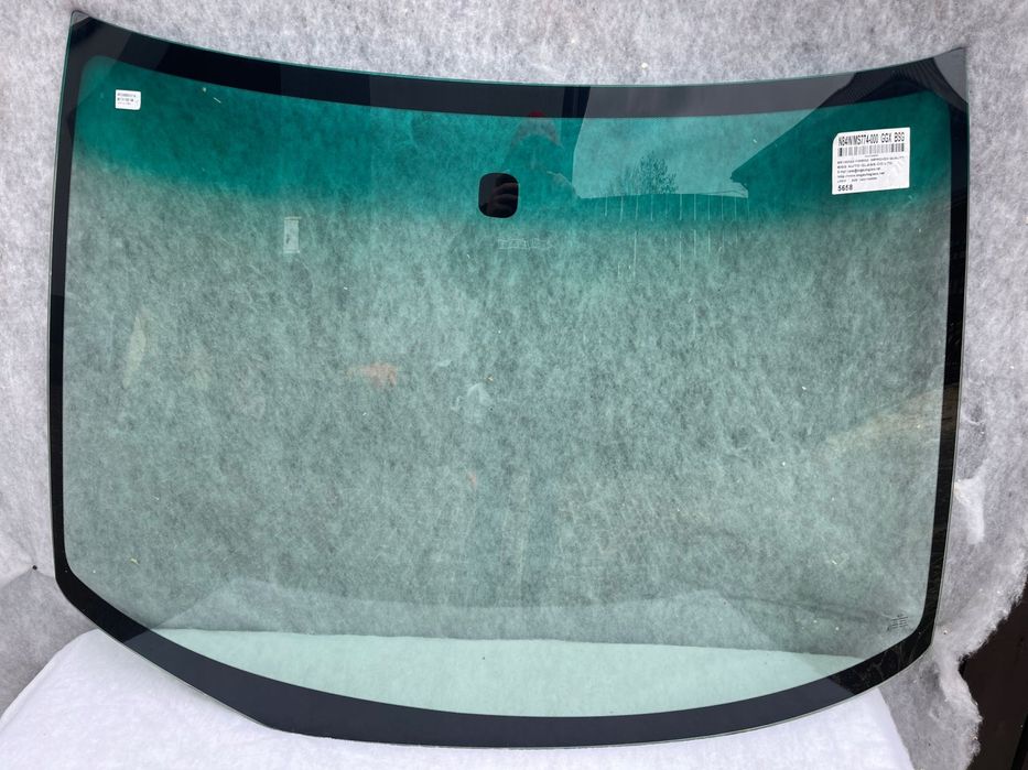 szyba czołowa mitsubishi chariot grandis 1998-2004