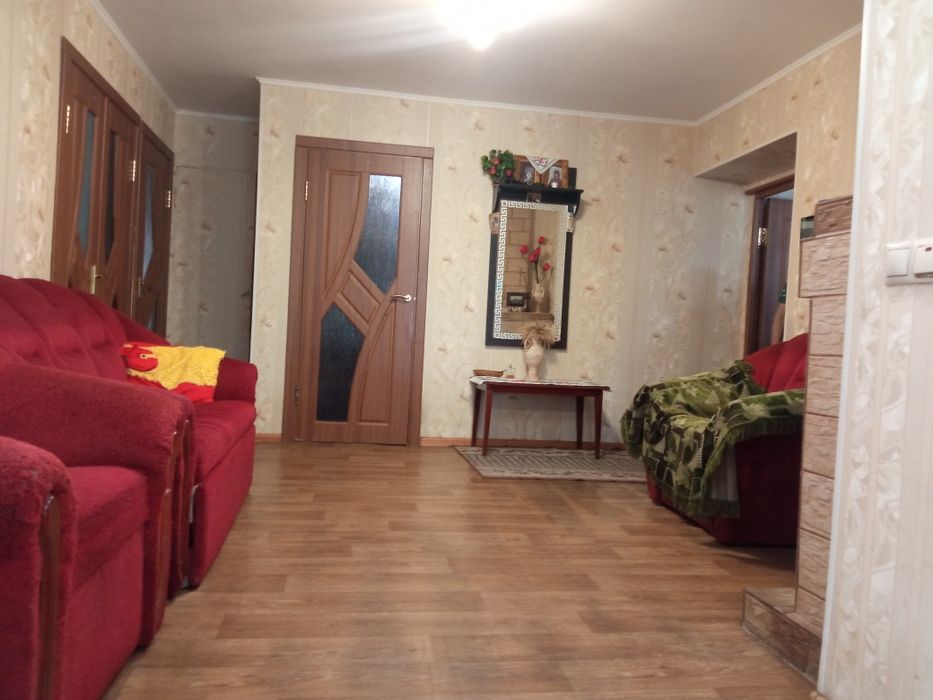 Продається котедж в смт. Брусилів Житомирської області