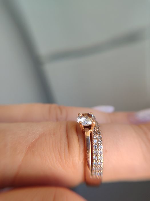 Продам золоту каблучку!