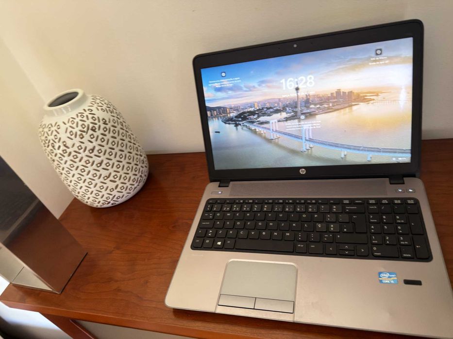 HP Probook 450 G0|15.6"HD|i5-3230M|12Gb Ram|Ssd 250Gb|Bateria Nova|