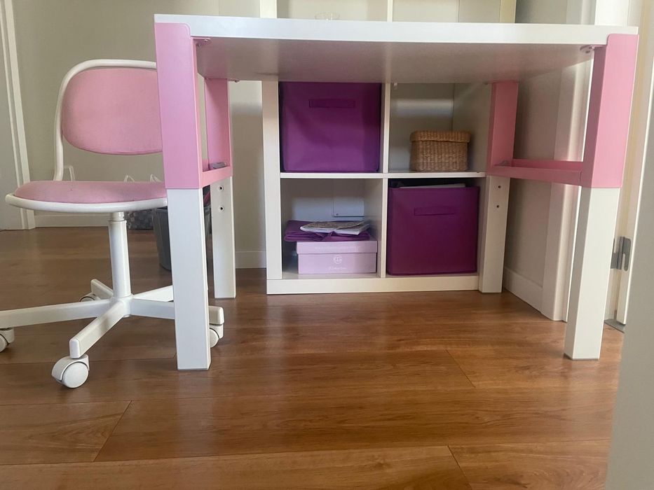 Mesa de secretária de criança + cadeira