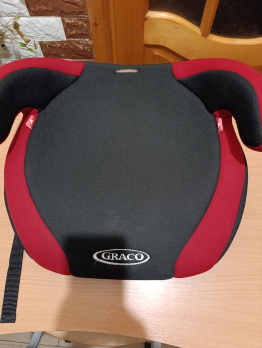 Продам Автокрісло Бустер