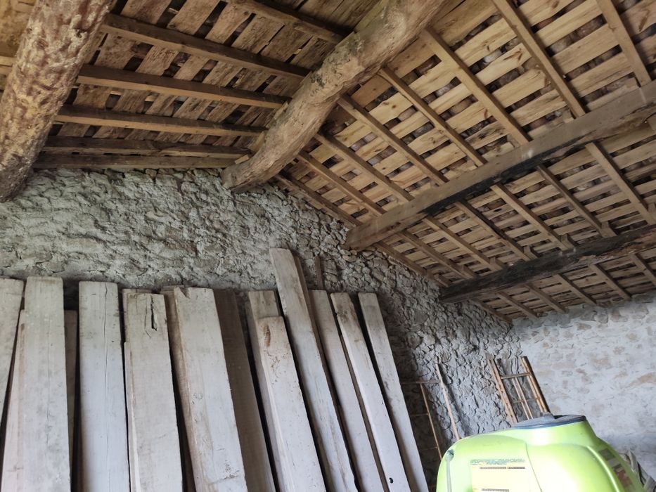 Moradia rústica para venda