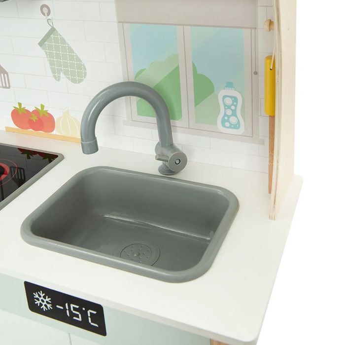 Деревянная детская кухня , свет и звук