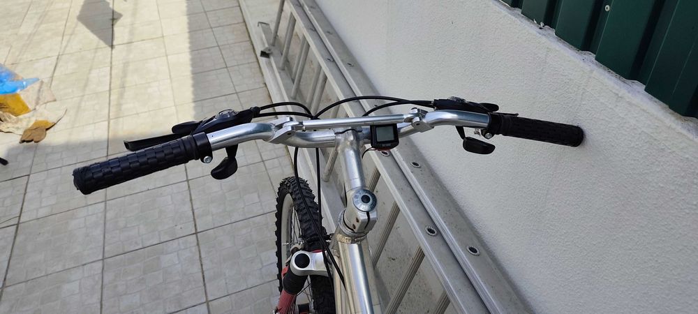 Bicicleta de alumínio RM Bikes, de senhora