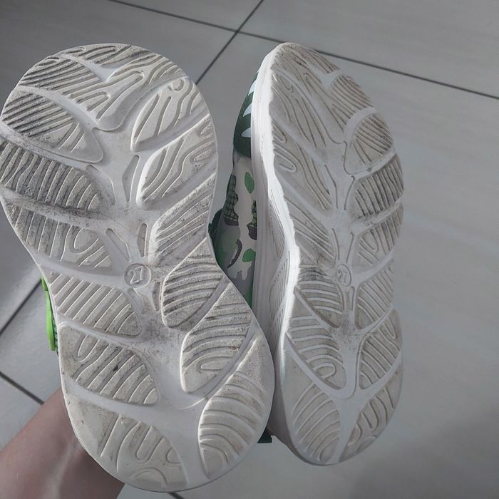 Adidasy dla chłopca r. 27