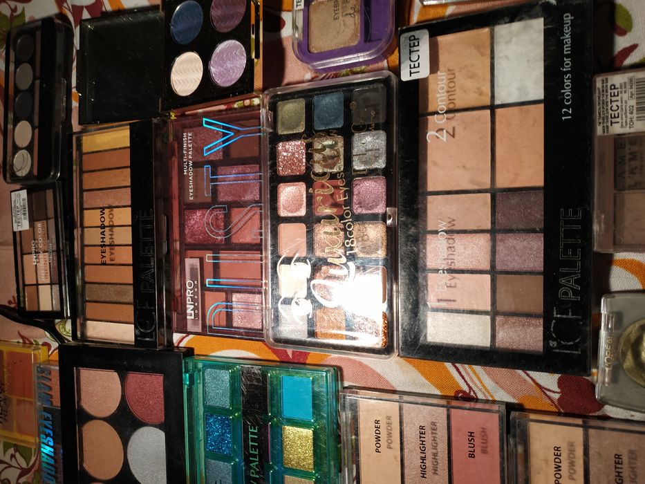 Косметика для жінок