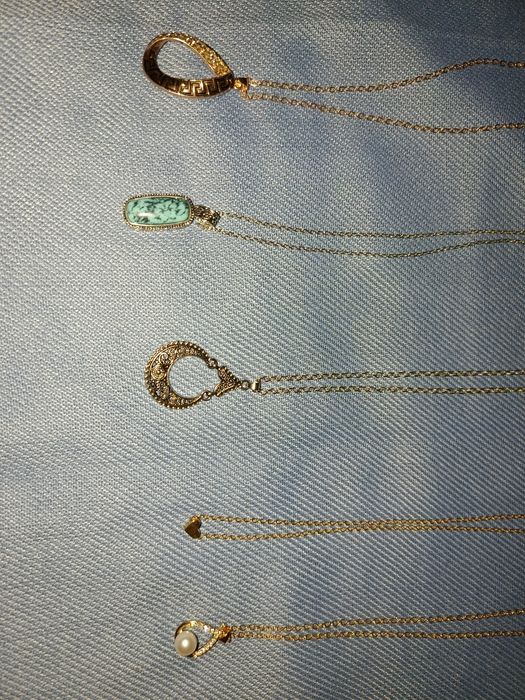 Біжутерія ,підвіски,кулони