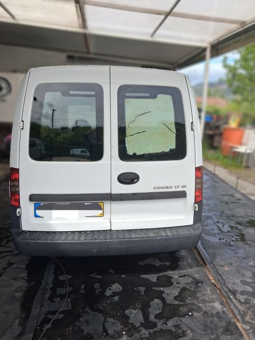 Opel Combo, motor 1.7 isuzu, bom estado geral