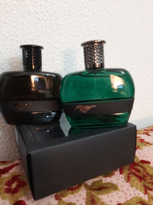 EA DE TOILETE Mustang for men black and Green.