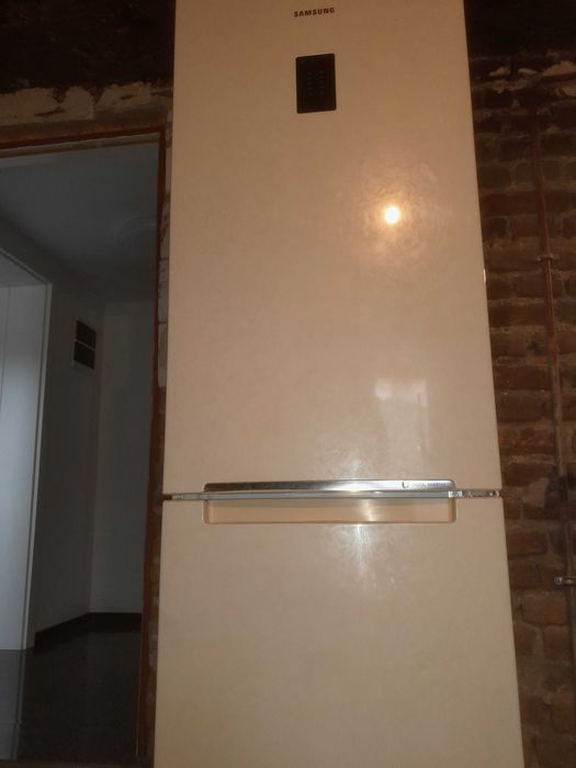 lodówka SAMSUNG  RB31FERNDEF  beżowa