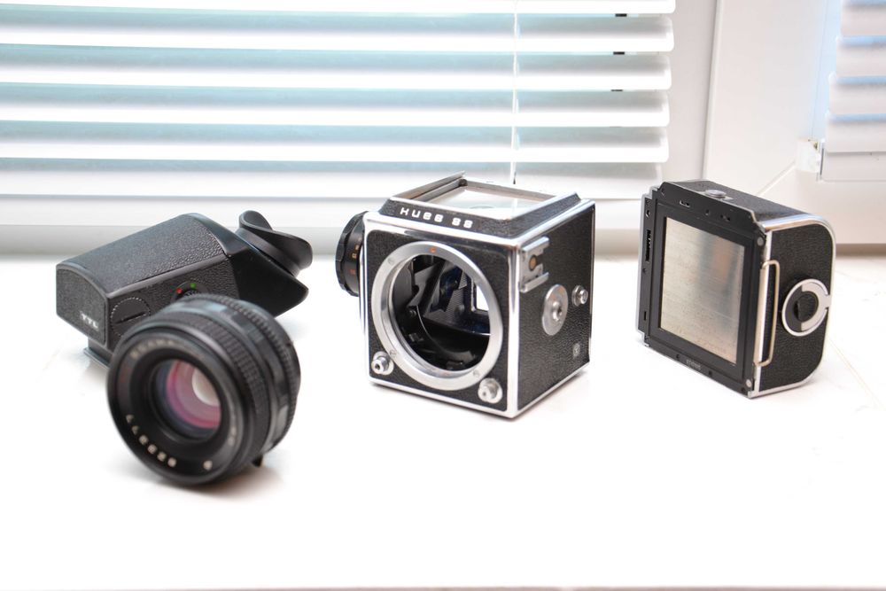 Плёночный фотоаппарат Киев 88 ( НЕРАБОЧИЙ )