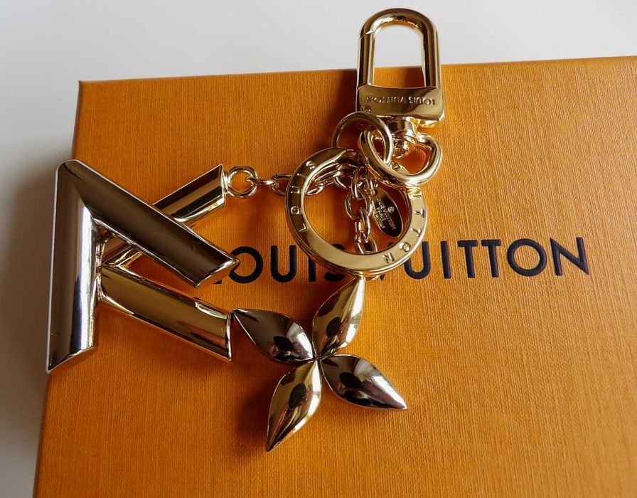 Louis Vuitton złoto-srebrny breloczek do torebki
