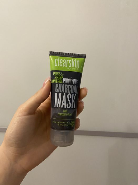 Maska maseczka do twarzy z weglem oczyszczajaca