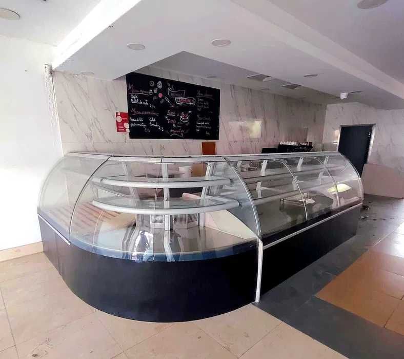 Conjunto Vitrines JORDÃO
